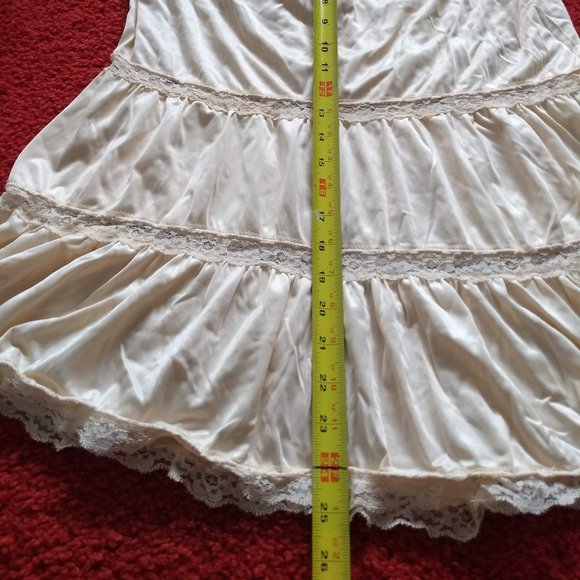 vintage 80s cream half slip petticoat midi length handmade - Picture 4 of 6